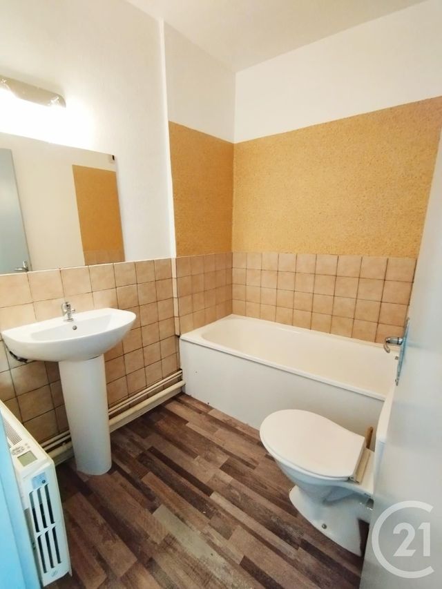 Appartement F1 à louer - 1 pièce - 19.0 m2 - MONTBELIARD - 25 - FRANCHE-COMTE - Century 21 Agence De La Gare