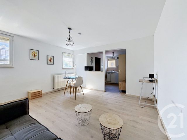 Appartement Studio à louer - 1 pièce - 25.0 m2 - SOCHAUX - 25 - FRANCHE-COMTE - Century 21 Agence De La Gare