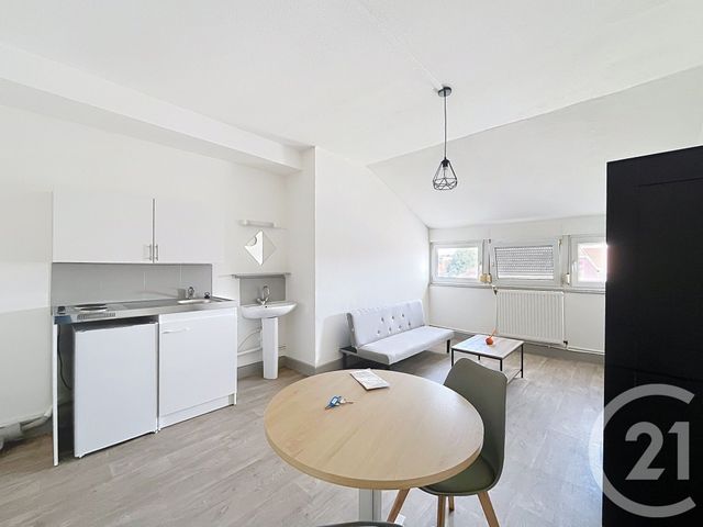Appartement Chambre à louer - 1 pièce - 15.0 m2 - SOCHAUX - 25 - FRANCHE-COMTE - Century 21 Agence De La Gare