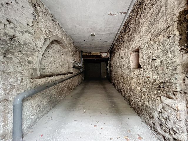 parking à louer - 20.0 m2 - MONTBELIARD - 25 - FRANCHE-COMTE - Century 21 Agence De La Gare