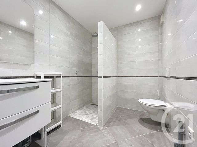 Appartement F4 à louer - 4 pièces - 86.18 m2 - MONTBELIARD - 25 - FRANCHE-COMTE - Century 21 Agence De La Gare