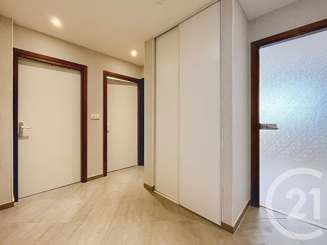 Appartement F4 à louer - 4 pièces - 86.18 m2 - MONTBELIARD - 25 - FRANCHE-COMTE - Century 21 Agence De La Gare