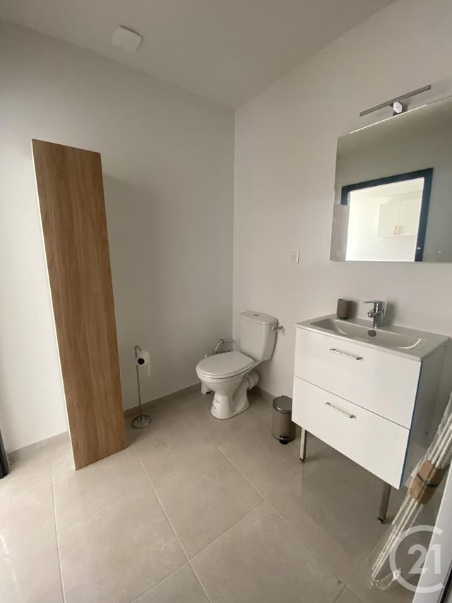 Appartement Studio à louer - 1 pièce - 30.0 m2 - AUDINCOURT - 25 - FRANCHE-COMTE - Century 21 Agence De La Gare