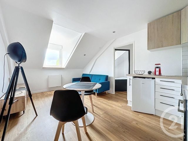 Appartement F2 à louer - 2 pièces - 32.0 m2 - MONTBELIARD - 25 - FRANCHE-COMTE - Century 21 Agence De La Gare