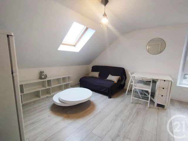 Appartement F2 à louer - 2 pièces - 21.91 m2 - MONTBELIARD - 25 - FRANCHE-COMTE - Century 21 Agence De La Gare
