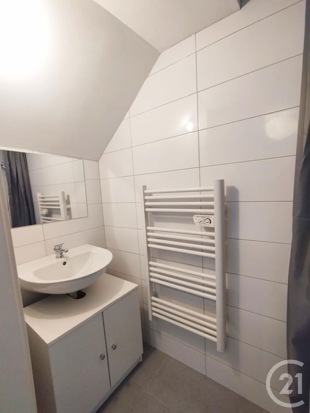 Appartement F2 à louer - 2 pièces - 21.91 m2 - MONTBELIARD - 25 - FRANCHE-COMTE - Century 21 Agence De La Gare