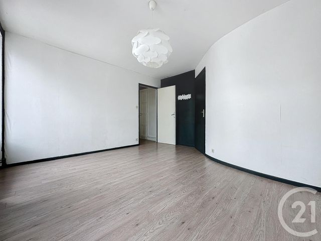 Appartement F4 à louer - 4 pièces - 82.0 m2 - MONTBELIARD - 25 - FRANCHE-COMTE - Century 21 Agence De La Gare