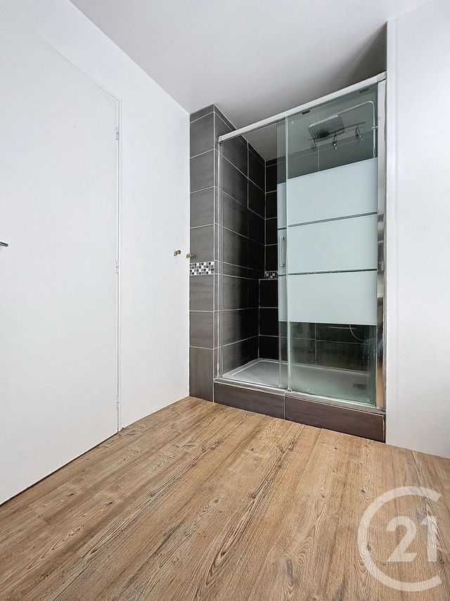 Appartement F4 à louer - 4 pièces - 82.0 m2 - MONTBELIARD - 25 - FRANCHE-COMTE - Century 21 Agence De La Gare