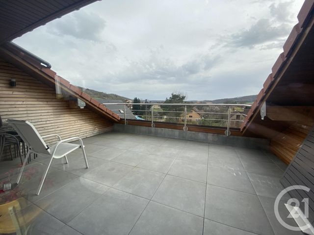 Appartement Loft à louer - 5 pièces - 115.0 m2 - LUZE - 70 - FRANCHE-COMTE - Century 21 Agence De La Gare