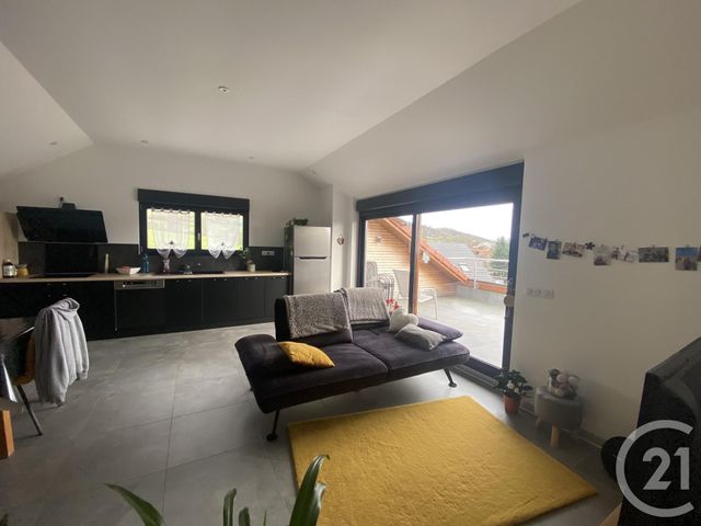 Appartement Loft à louer - 5 pièces - 115.0 m2 - LUZE - 70 - FRANCHE-COMTE - Century 21 Agence De La Gare
