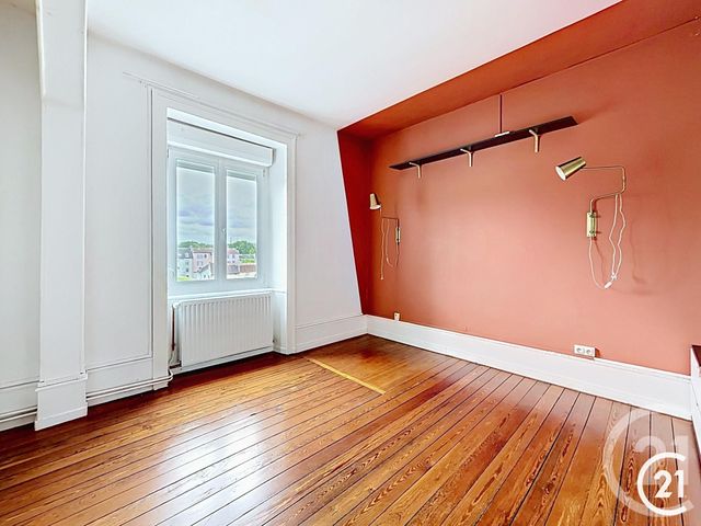 Appartement F5 à vendre - 5 pièces - 104.23 m2 - MONTBELIARD - 25 - FRANCHE-COMTE - Century 21 Agence De La Gare