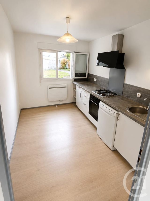 Appartement F4 à louer - 4 pièces - 77.1 m2 - VIEUX CHARMONT - 25 - FRANCHE-COMTE - Century 21 Agence De La Gare