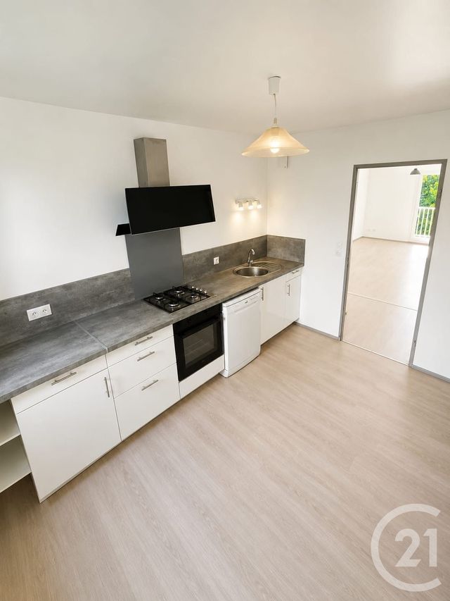 Appartement F4 à louer - 4 pièces - 77.1 m2 - VIEUX CHARMONT - 25 - FRANCHE-COMTE - Century 21 Agence De La Gare