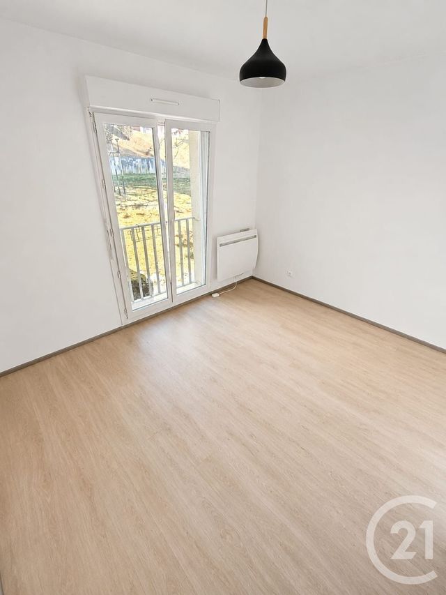 Appartement F4 à louer - 4 pièces - 77.1 m2 - VIEUX CHARMONT - 25 - FRANCHE-COMTE - Century 21 Agence De La Gare
