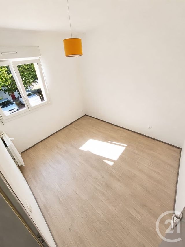 Appartement F4 à louer - 4 pièces - 77.1 m2 - VIEUX CHARMONT - 25 - FRANCHE-COMTE - Century 21 Agence De La Gare