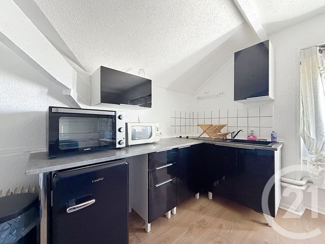 Appartement F1 à louer - 1 pièce - 24.0 m2 - SOCHAUX - 25 - FRANCHE-COMTE - Century 21 Agence De La Gare
