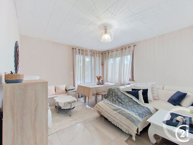maison à vendre - 6 pièces - 131.64 m2 - VOUJEAUCOURT - 25 - FRANCHE-COMTE - Century 21 Agence De La Gare