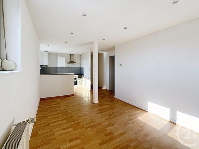 Appartement F2 à louer - 2 pièces - 42.0 m2 - MONTBELIARD - 25 - FRANCHE-COMTE - Century 21 Agence De La Gare