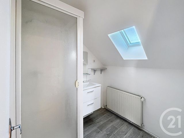 Appartement F2 à louer - 2 pièces - 42.0 m2 - MONTBELIARD - 25 - FRANCHE-COMTE - Century 21 Agence De La Gare