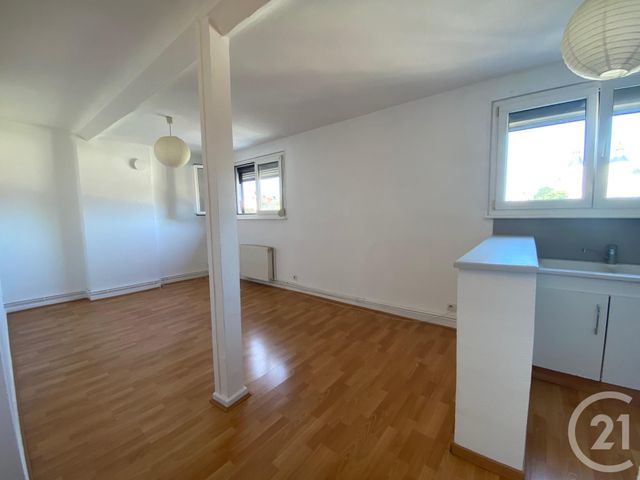 Appartement F2 à louer - 2 pièces - 42.0 m2 - MONTBELIARD - 25 - FRANCHE-COMTE - Century 21 Agence De La Gare