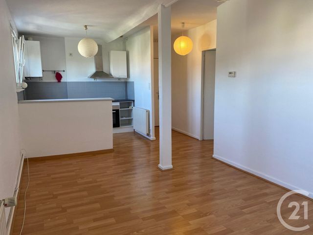 Appartement F2 à louer - 2 pièces - 42.0 m2 - MONTBELIARD - 25 - FRANCHE-COMTE - Century 21 Agence De La Gare