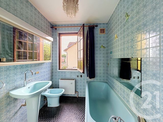 maison à vendre - 7 pièces - 105.0 m2 - SOCHAUX - 25 - FRANCHE-COMTE - Century 21 Agence De La Gare