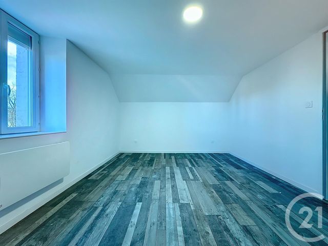 Appartement F5 à louer - 5 pièces - 115.0 m2 - MONTBELIARD - 25 - FRANCHE-COMTE - Century 21 Agence De La Gare