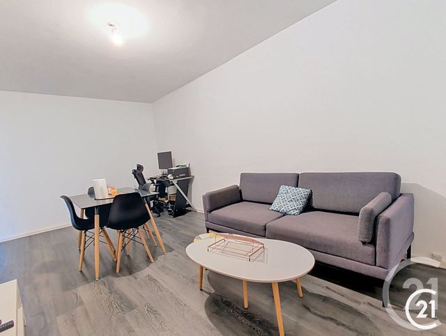 Appartement F2 à vendre - 2 pièces - 49.81 m2 - MONTBELIARD - 25 - FRANCHE-COMTE - Century 21 Agence De La Gare