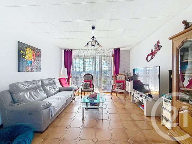 Appartement F4 à vendre - 4 pièces - 81.0 m2 - SOCHAUX - 25 - FRANCHE-COMTE - Century 21 Agence De La Gare