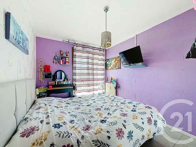 Appartement F4 à vendre - 4 pièces - 81.0 m2 - SOCHAUX - 25 - FRANCHE-COMTE - Century 21 Agence De La Gare
