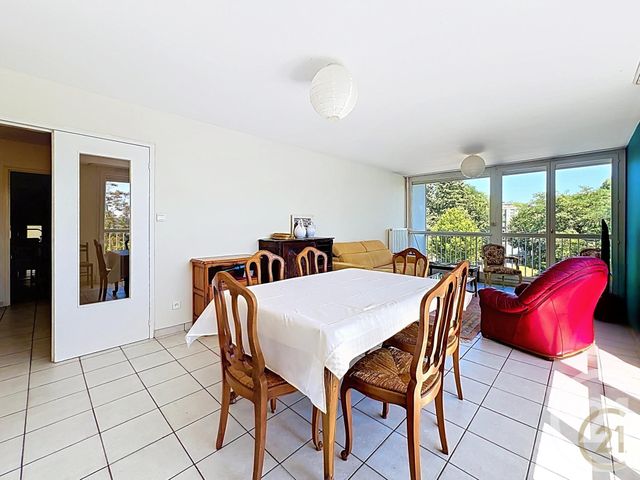 Appartement F6 à vendre - 5 pièces - 106.66 m2 - MONTBELIARD - 25 - FRANCHE-COMTE - Century 21 Agence De La Gare