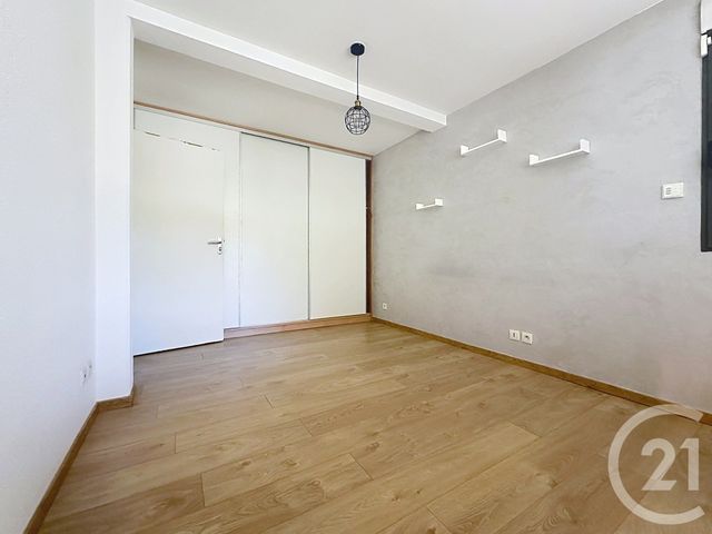 Appartement F4 à louer - 4 pièces - 90.0 m2 - MONTBELIARD - 25 - FRANCHE-COMTE - Century 21 Agence De La Gare