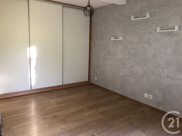 Appartement F4 à louer - 4 pièces - 90.0 m2 - MONTBELIARD - 25 - FRANCHE-COMTE - Century 21 Agence De La Gare