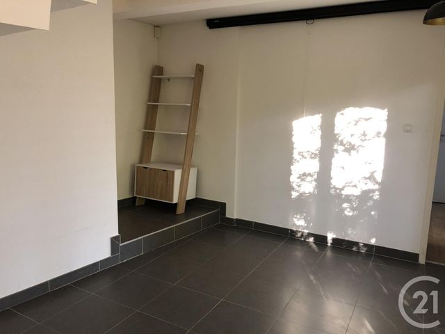 Appartement F4 à louer - 4 pièces - 90.0 m2 - MONTBELIARD - 25 - FRANCHE-COMTE - Century 21 Agence De La Gare