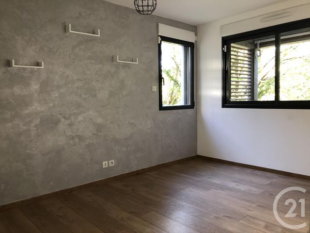 Appartement F4 à louer - 4 pièces - 90.0 m2 - MONTBELIARD - 25 - FRANCHE-COMTE - Century 21 Agence De La Gare