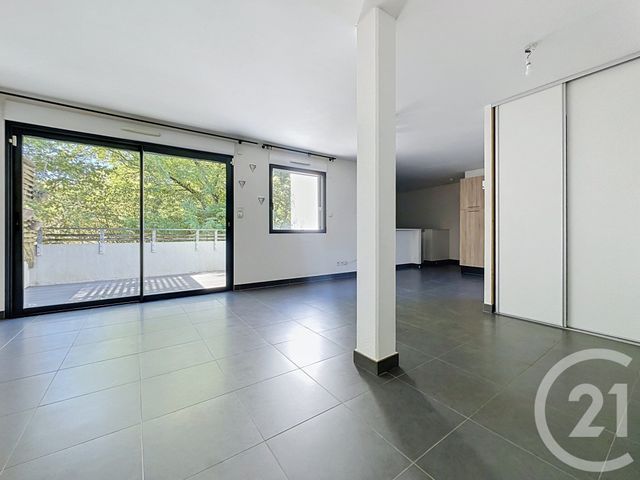 Appartement F4 à louer - 4 pièces - 90.0 m2 - MONTBELIARD - 25 - FRANCHE-COMTE - Century 21 Agence De La Gare