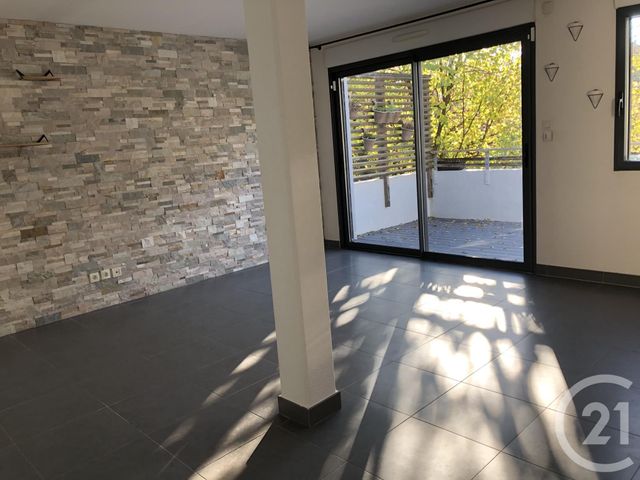 Appartement F4 à louer - 4 pièces - 90.0 m2 - MONTBELIARD - 25 - FRANCHE-COMTE - Century 21 Agence De La Gare