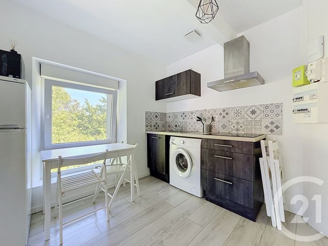 Appartement F1 à louer - 1 pièce - 18.0 m2 - MONTBELIARD - 25 - FRANCHE-COMTE - Century 21 Agence De La Gare