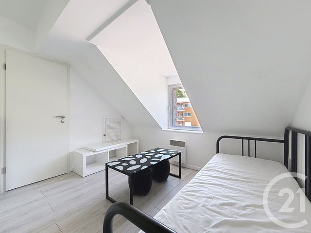 Appartement F1 à louer - 1 pièce - 18.0 m2 - MONTBELIARD - 25 - FRANCHE-COMTE - Century 21 Agence De La Gare