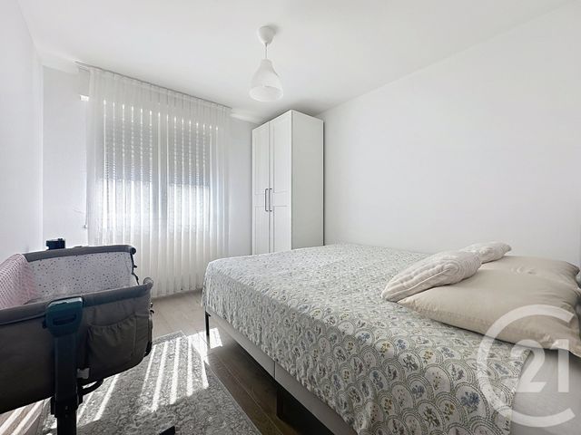 Appartement F4 à louer - 4 pièces - 100.0 m2 - SOCHAUX - 25 - FRANCHE-COMTE - Century 21 Agence De La Gare