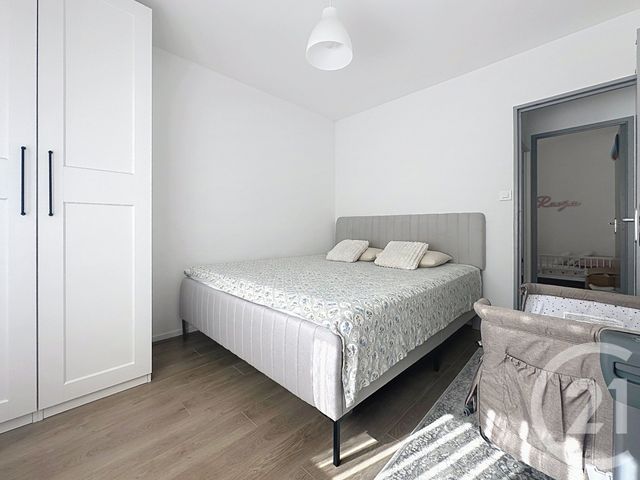 Appartement F4 à louer - 4 pièces - 100.0 m2 - SOCHAUX - 25 - FRANCHE-COMTE - Century 21 Agence De La Gare