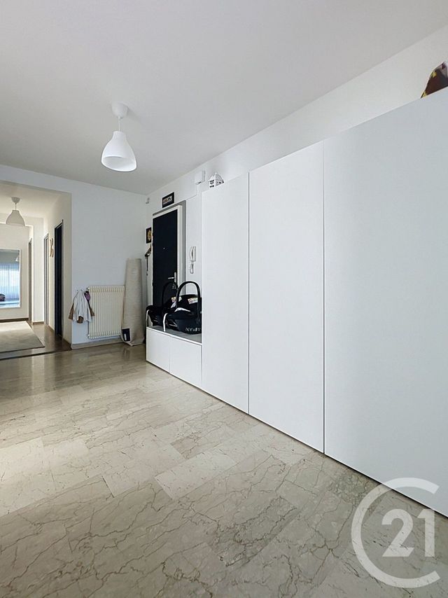 Appartement F4 à louer - 4 pièces - 100.0 m2 - SOCHAUX - 25 - FRANCHE-COMTE - Century 21 Agence De La Gare