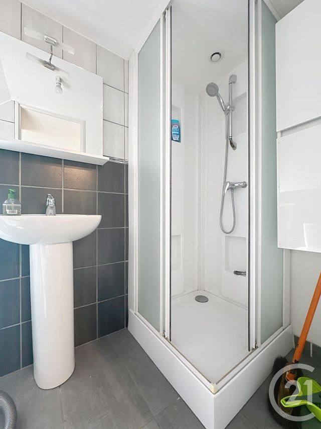 Appartement F1 à louer - 1 pièce - 11.0 m2 - AUDINCOURT - 25 - FRANCHE-COMTE - Century 21 Agence De La Gare