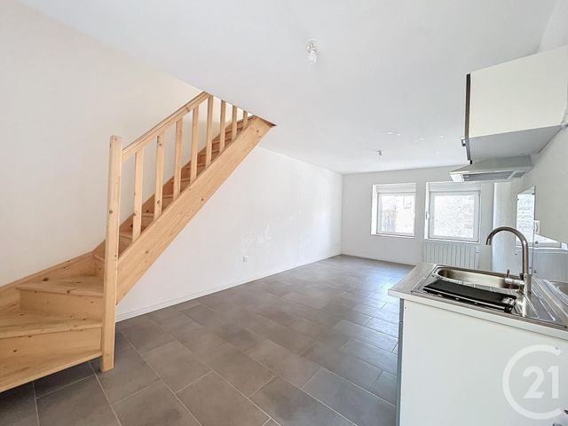 Appartement F2 à louer CHAMPEY