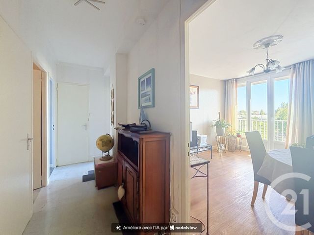 Appartement F3 à vendre - 3 pièces - 55.94 m2 - MONTBELIARD - 25 - FRANCHE-COMTE - Century 21 Agence De La Gare