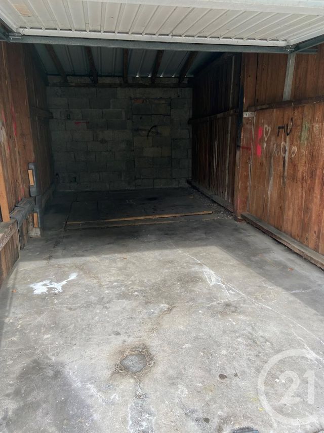 parking à louer - 15.0 m2 - MANDEURE - 25 - FRANCHE-COMTE - Century 21 Agence De La Gare