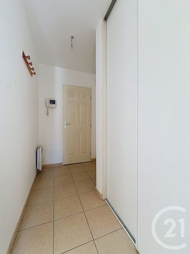 Appartement F1 à louer - 1 pièce - 34.0 m2 - MONTBELIARD - 25 - FRANCHE-COMTE - Century 21 Agence De La Gare