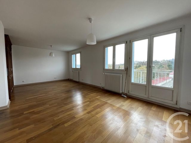 Appartement F5 à louer - 5 pièces - 84.0 m2 - MONTBELIARD - 25 - FRANCHE-COMTE - Century 21 Agence De La Gare