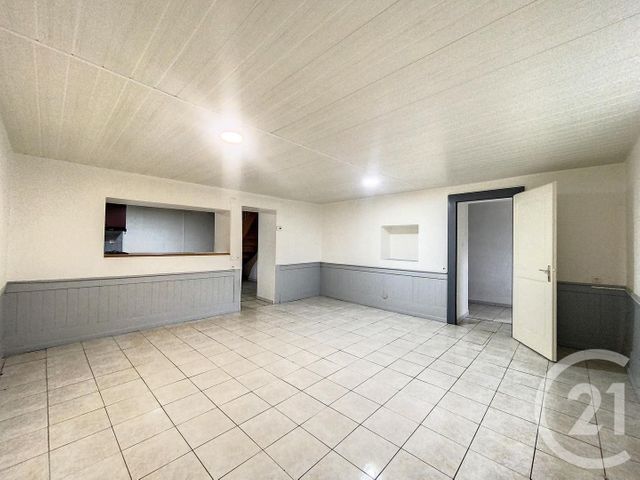 Appartement F5 à louer - 5 pièces - 120.0 m2 - MONTENOIS - 25 - FRANCHE-COMTE - Century 21 Agence De La Gare