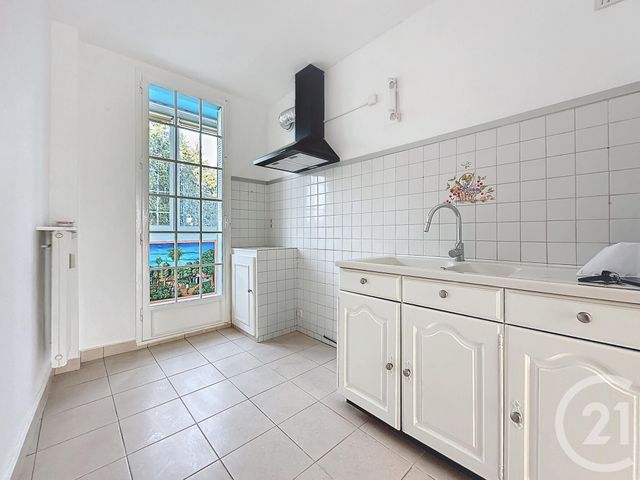 Appartement F3 à louer - 3 pièces - 56.0 m2 - MONTBELIARD - 25 - FRANCHE-COMTE - Century 21 Agence De La Gare